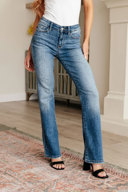 Judy Blue Mid Rise Vintage Non Distressed Bootcut Jeans