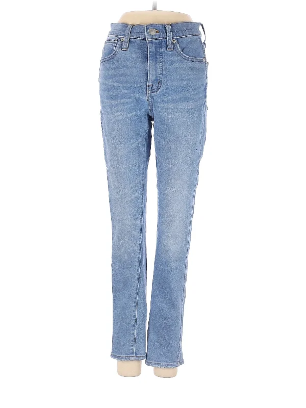 High-Rise Straight-leg Jeans in Light Wash
