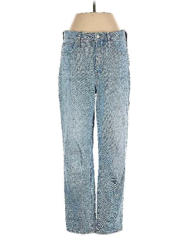 High-Rise Straight-leg Jeans in Light Wash