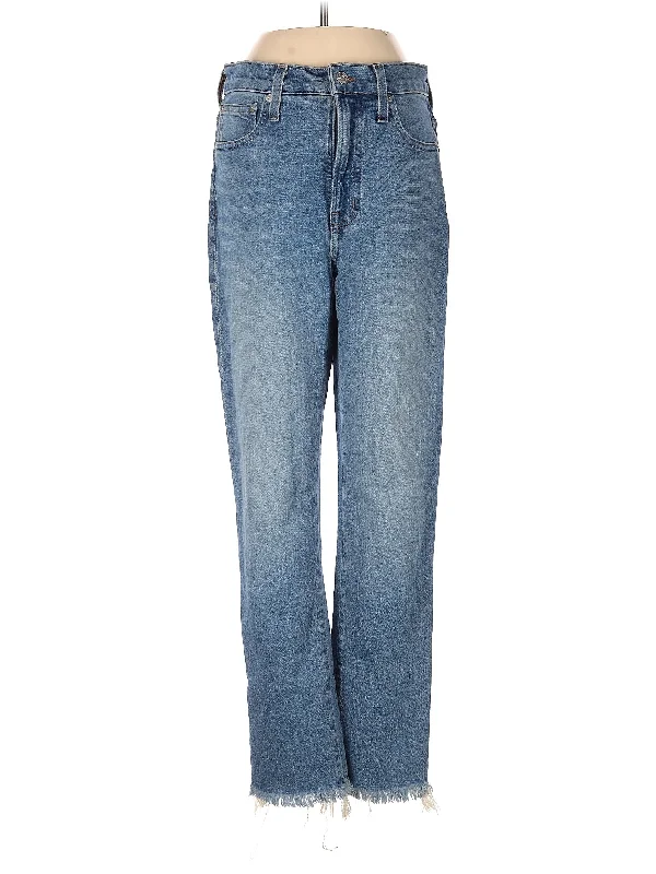 High-Rise Straight-leg Jeans in Medium Wash