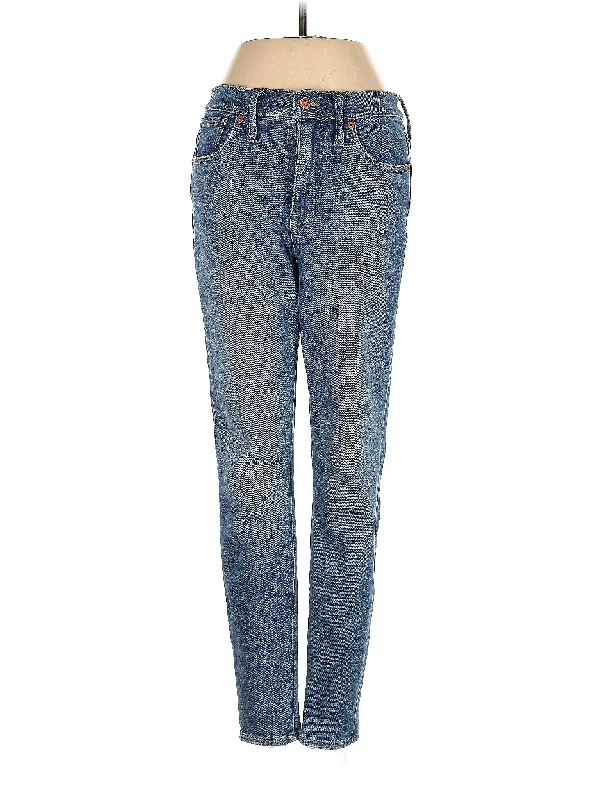 Mid-Rise Boyjeans Jeans in Medium Wash