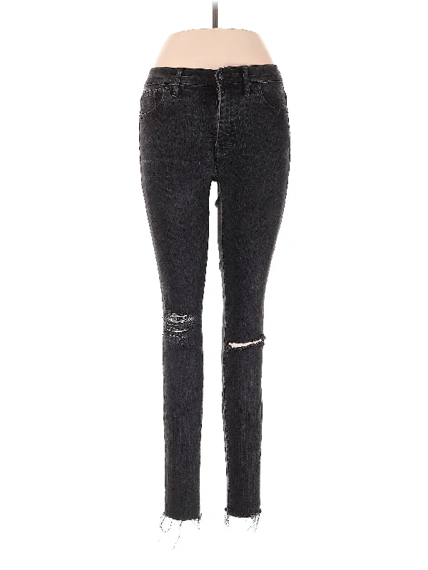 Mid-Rise Skinny Jeans in Dark Wash