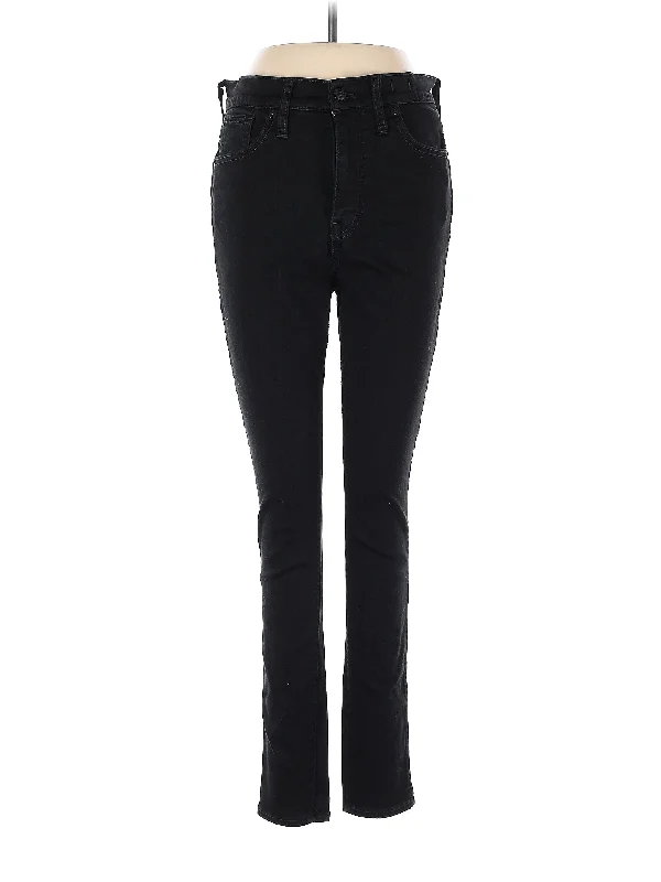 Mid-Rise Skinny Jeans in Dark Wash