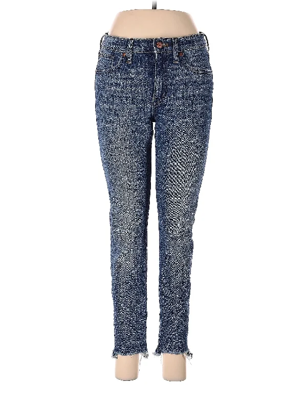 Mid-Rise Skinny Jeans in Medium Wash