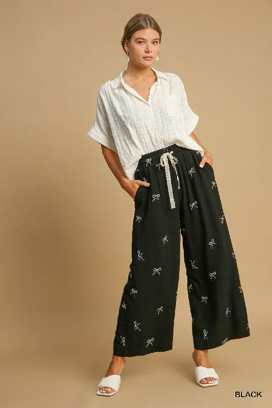 Black Linen Blend Pants w/ Ecru Embroidered Bows